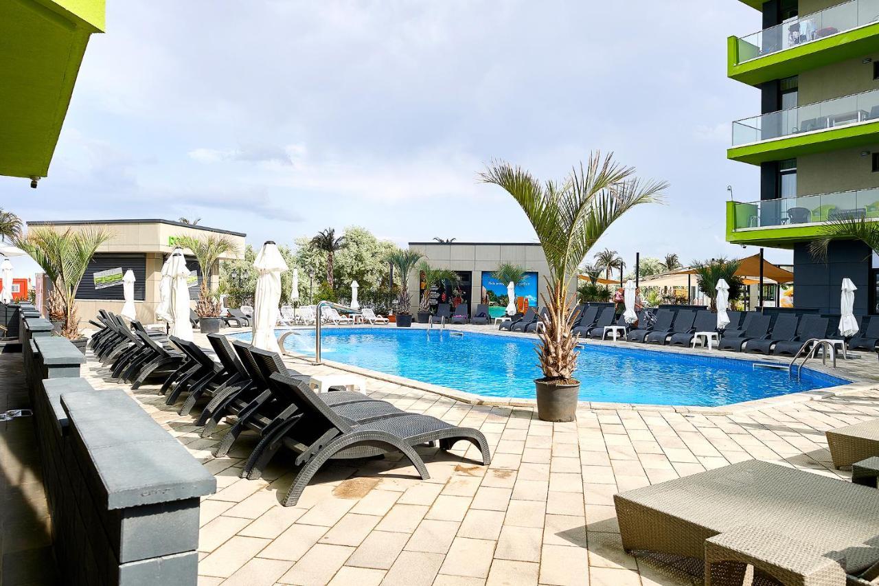 Sophie Apartment Spa N Pool Beach Resort Năvodari Kültér fotó